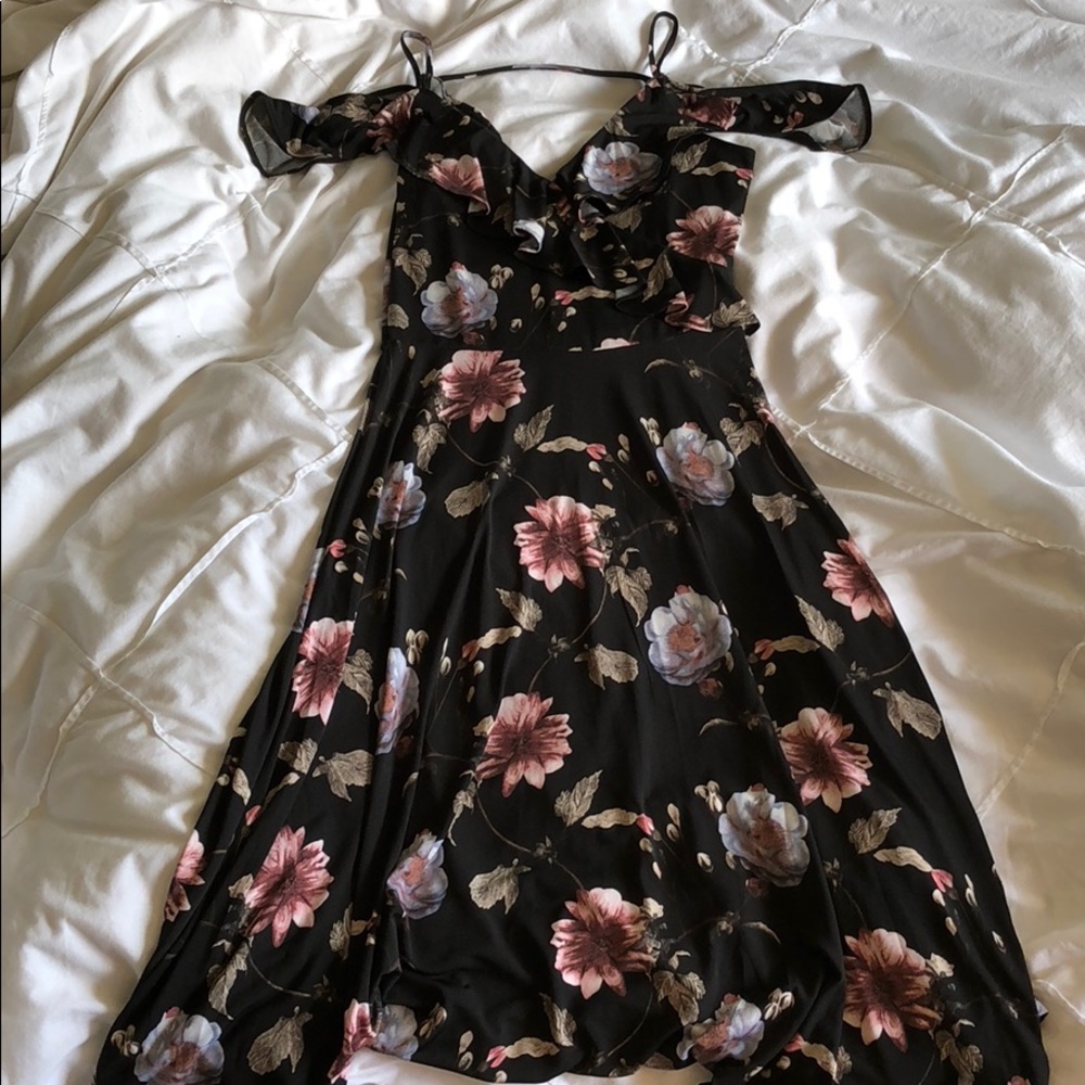 Floral flowy dress